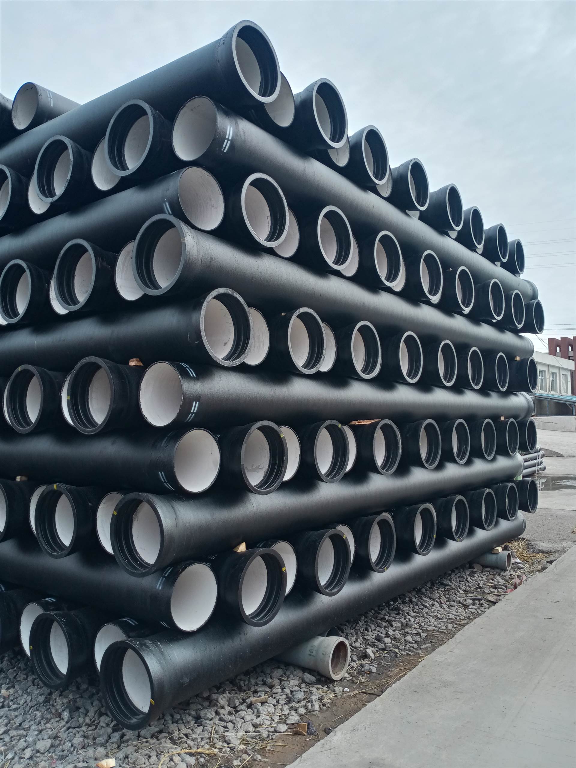 Tubi in ghisa sferoidale: una soluzione affidabile per i moderni sistemi di riscaldamento